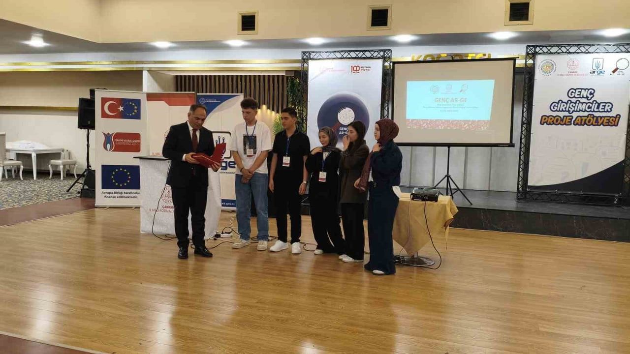 Çankırı’da 'Genç Girişimciler Proje Atölyesi' gençlere proje ve girişimcilik becerileri kazandırıyor
