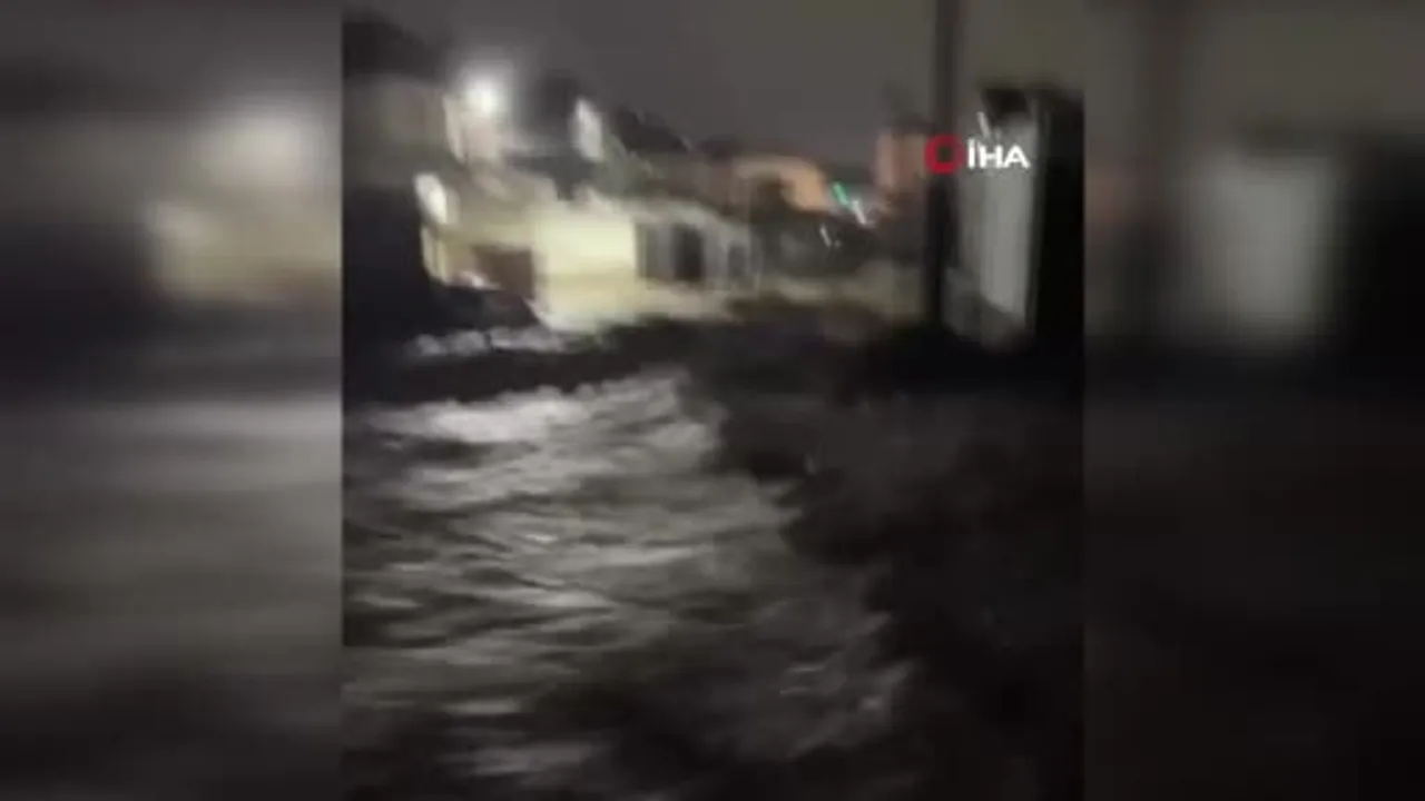 Dağıstan'da Sel: Mahaçkale ve Derbent'te Yüzlerce Ev Suya Göçtü, Ulaşım ve Elektrik Kesintileri Yaşanıyor