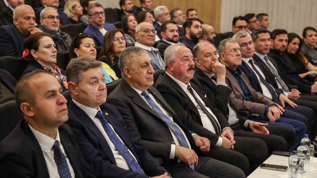 Dikili Jeotermal Isıtmalı Sera OTB sahaya indi: 3 bin 38 dönümlük yatırım başlıyor