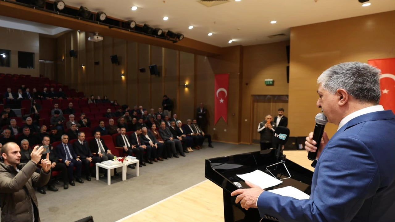 Dilovası'nda 17 yıllık imar süreci tamamlandı: 423 hak sahibine tapu verildi