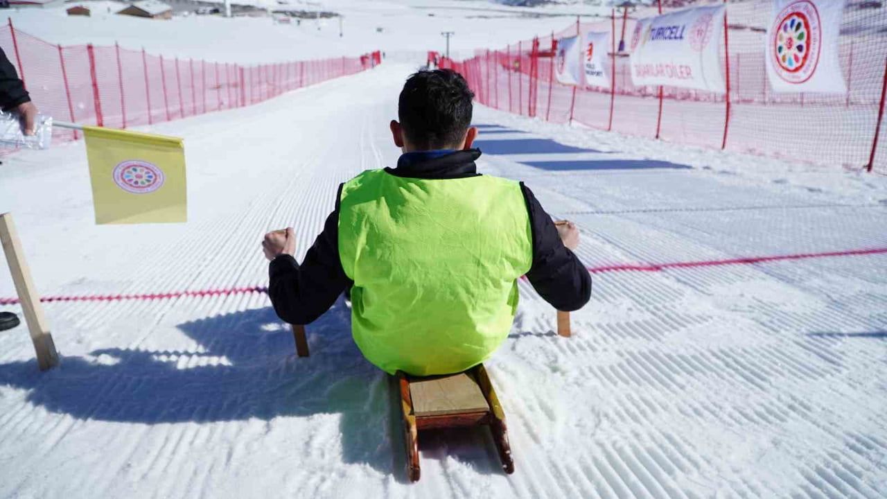 Erciyes Kayak Merkezi, Geleneksel Kızak Türkiye Şampiyonası'na Ev Sahipliği Yaptı