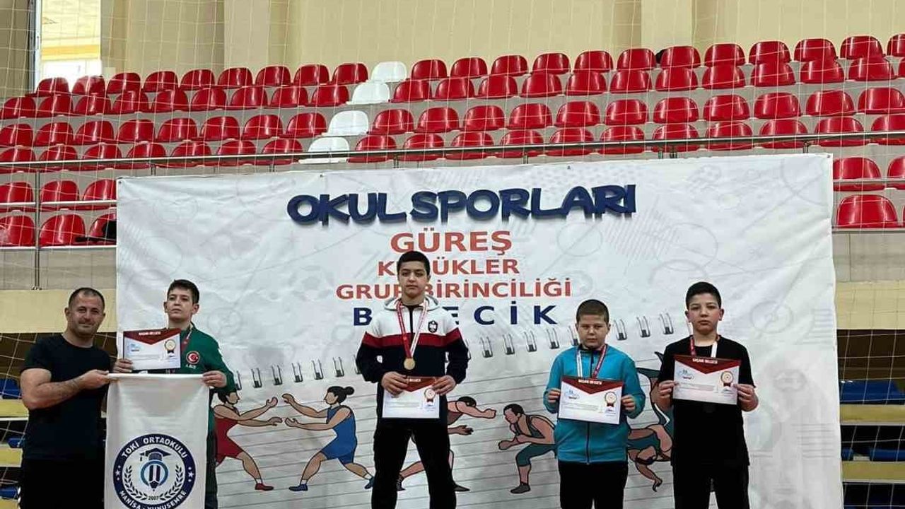 Eskişehirli minik judocular Bilecik Grup Şampiyonasından dereceyle döndü