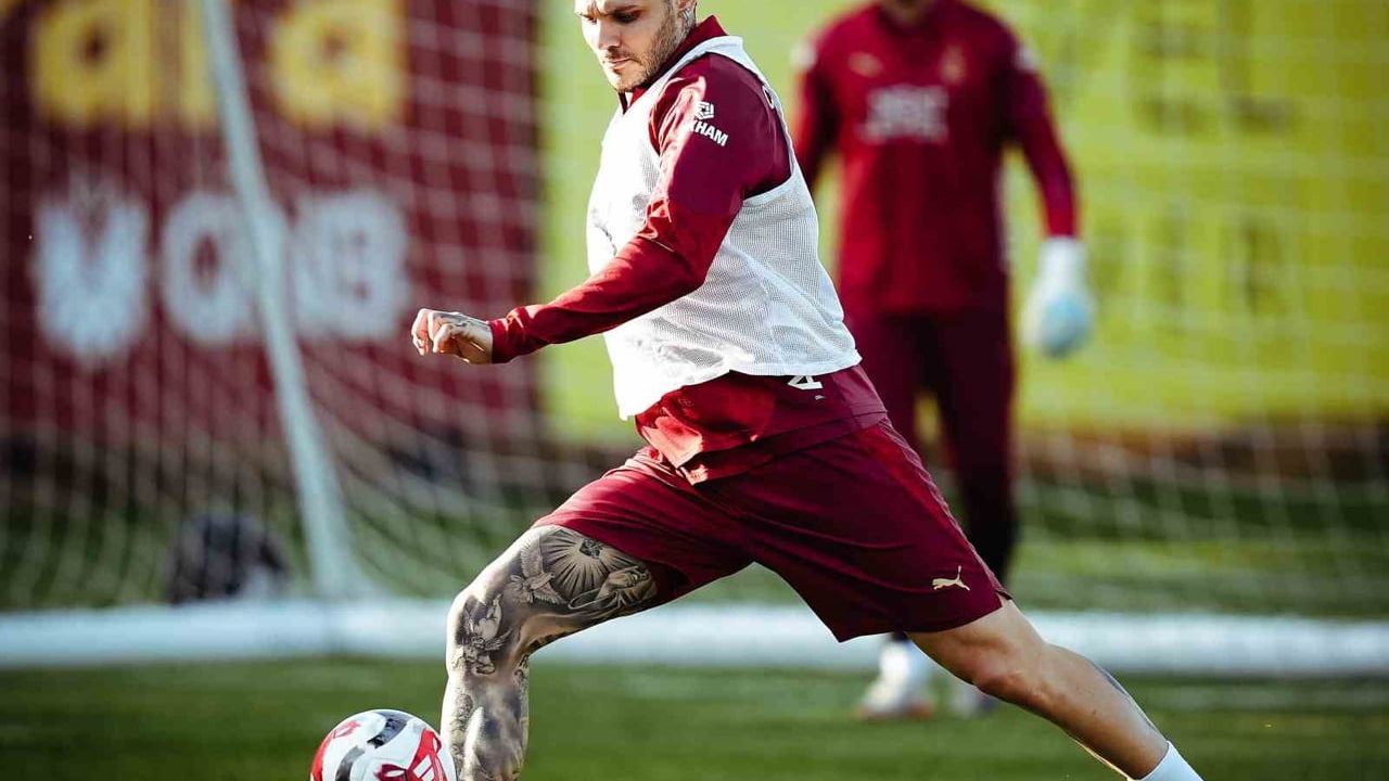 Galatasaray, Trabzonspor maçı hazırlıklarını Kemerburgaz'da sürdürdü