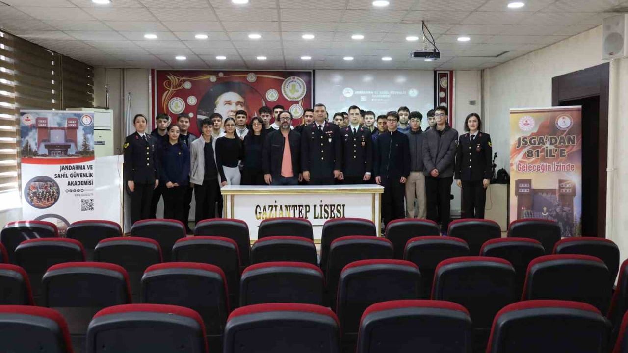 Gaziantep’te lise öğrencilerine Jandarma ve JSGA tanıtımı