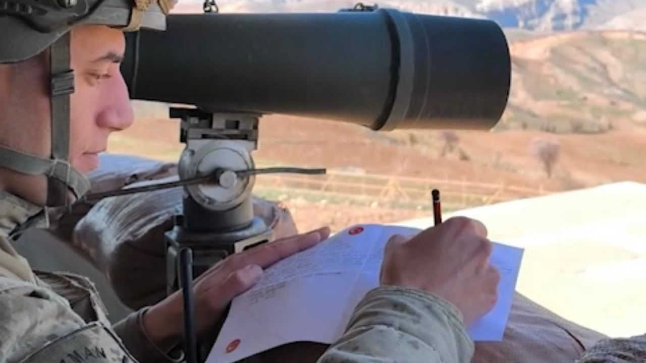 Giresunlu öğrencilerden Siirt jandarmasına sevgi mektuplarıyla destek