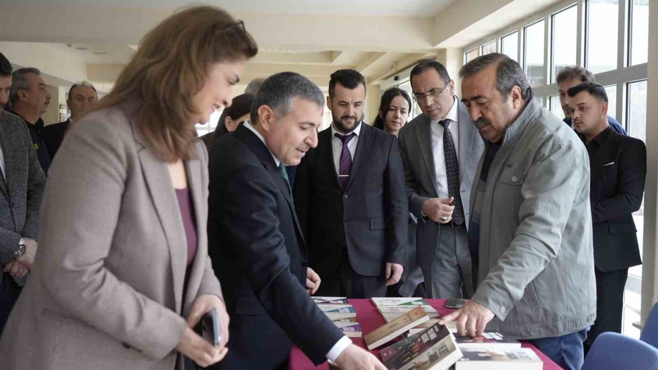 Gümüşhane'de 62. Kütüphane Haftası 'İyileştiren Kütüphane' temasıyla kutlandı