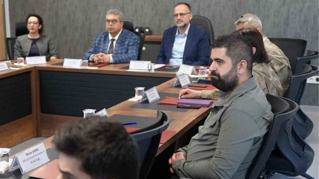 Hatay'da Çocuk İzlem Merkezi İl Koordinasyon Kurulu Toplantısı Yapıldı