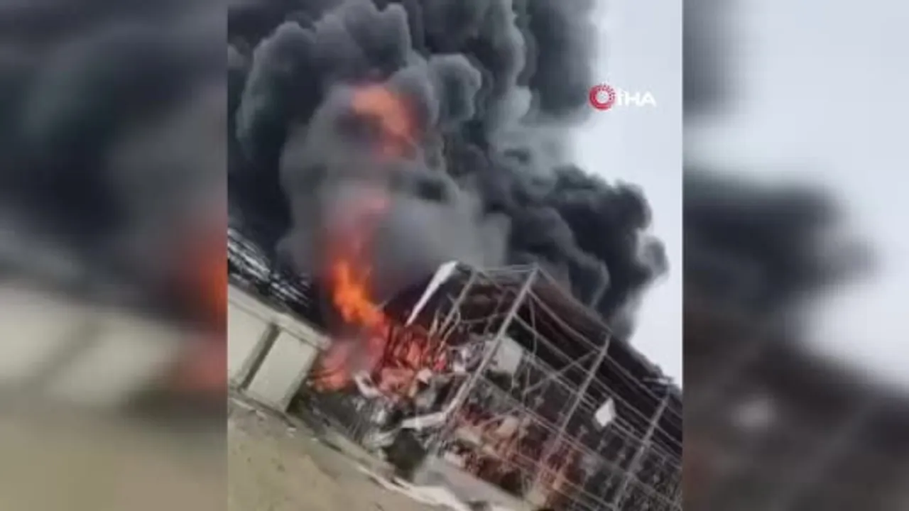 İran, Beerşeba'daki Neot Hovav sanayi bölgesine füze saldırısı düzenledi