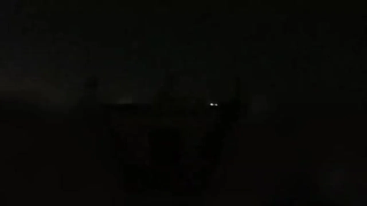 İran Devrim Muhafızları: Basra Körfezi'nde İsrail gemisi ile BAE, Bahreyn ve Kuveyt'te ABD varlıkları hedef alındı