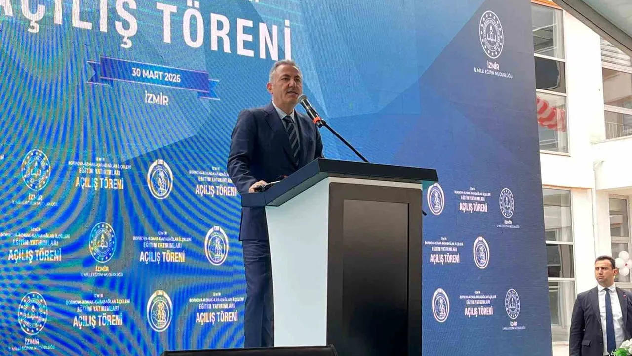 İzmir'de 1 milyar 178 milyon liralık yatırım: Karabağlar, Konak ve Bornova'da 20 yeni okul açıldı