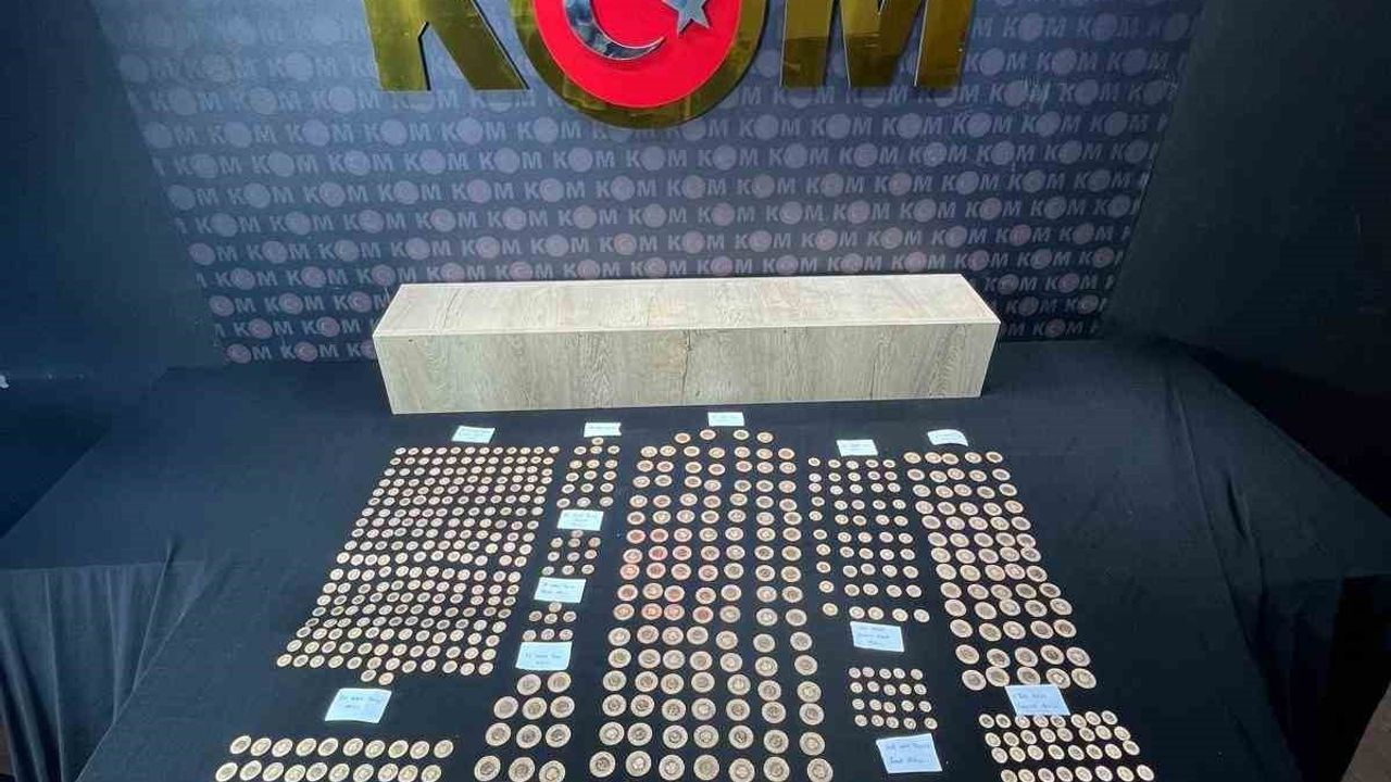 Kahramanmaraş’ta 977 parça sahte altın ele geçirildi: 1 şüpheli hakkında adli işlem