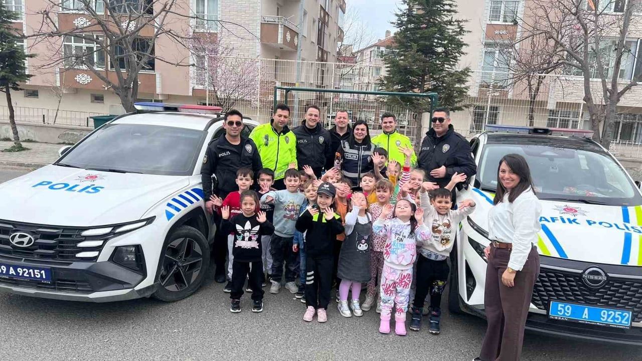 Kapaklı’da anaokulu öğrencilerine polislik mesleği tanıtıldı