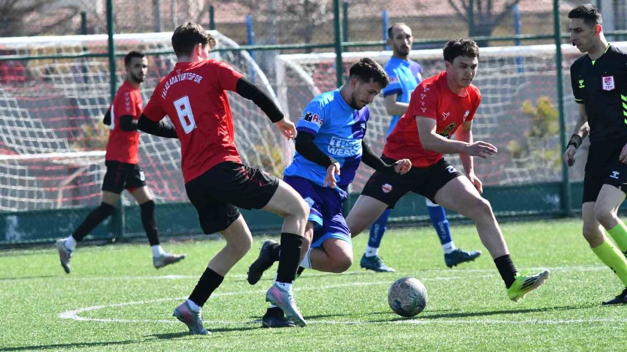 Kayseri Süper Amatör Küme 24. hafta tamamlandı: 6 maçta 45 gol, Kayseri Şekerspor şampiyonluğunu ilan etti