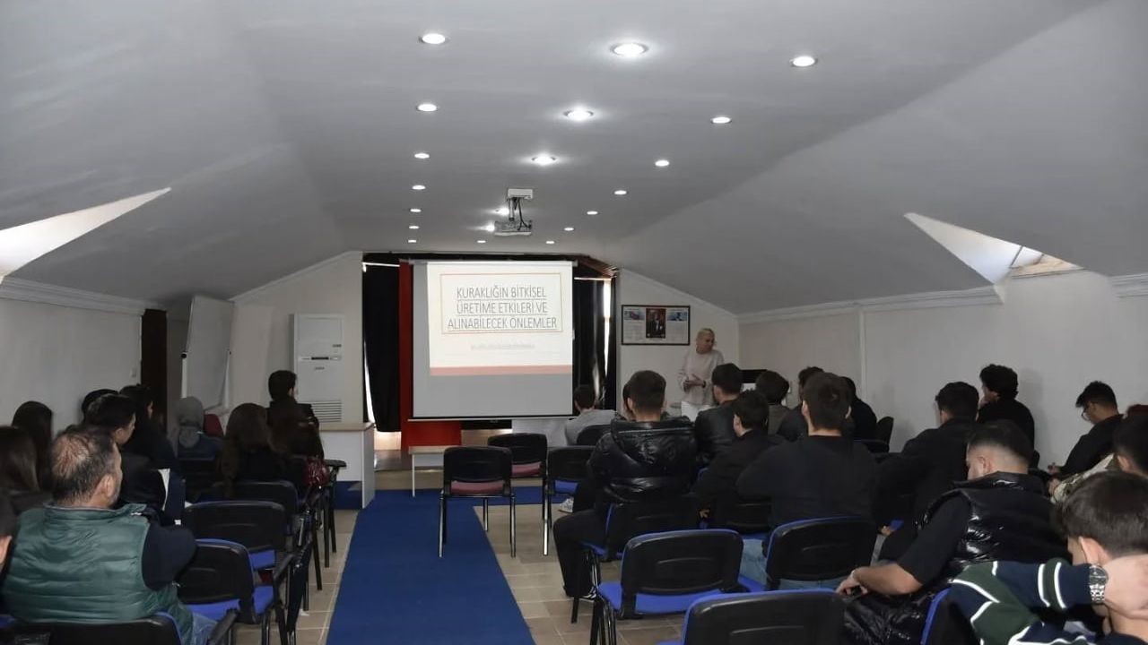 Köyceğiz MYO'da 'Kuraklık ve Etkileri ile Alınabilecek Önlemler' semineri