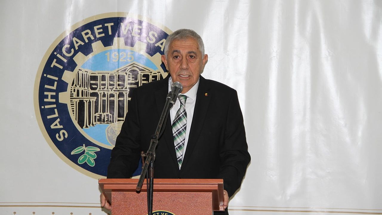 Kula ve Selendili iş insanları Salihli TSO'nun Kent Ekonomi Ödülleri ile ödüllendirildi