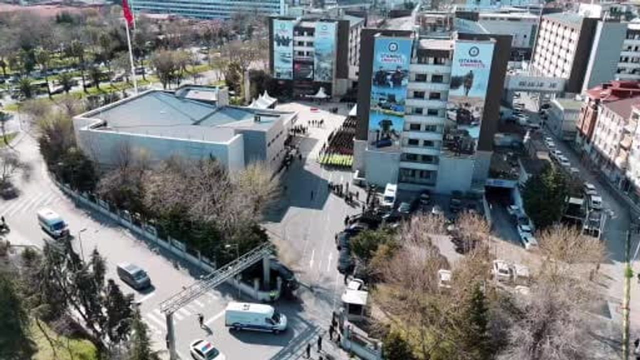 Kuzey Marmara Otoyolu'nda Şehit Olan Polis Memuru Mustafa Aydın Son Yolculuğuna Uğurlandı