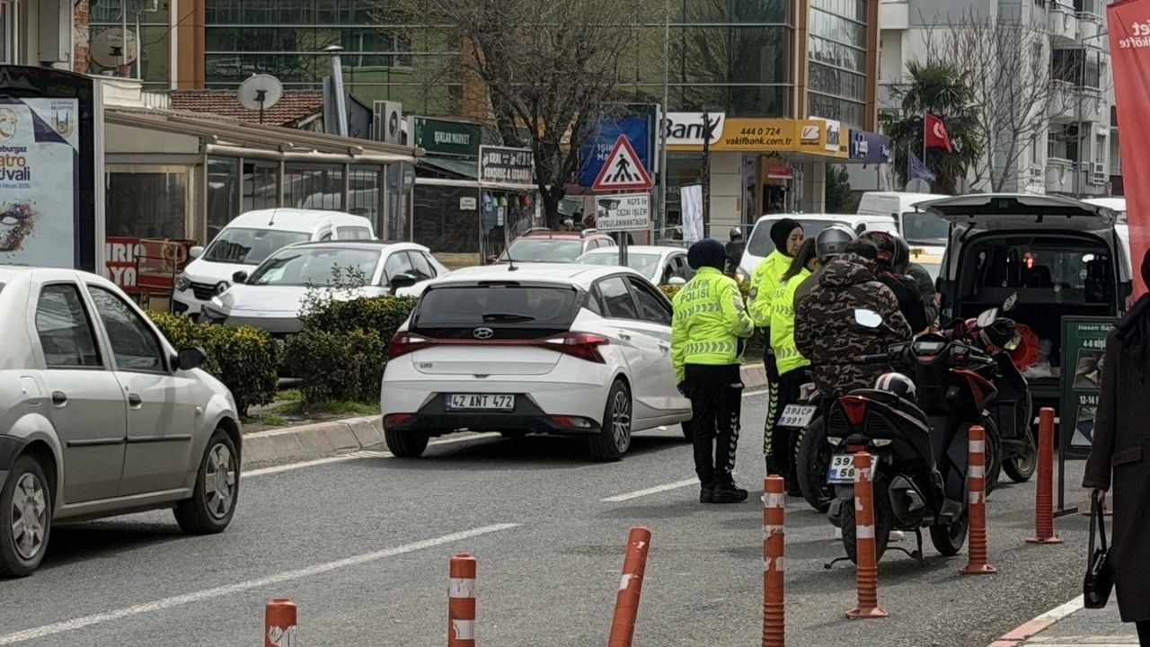 Lüleburgaz'da Trafik Denetimleri Sıklaştırıldı — Kask ve Emniyet Kemeri Uygulamaları