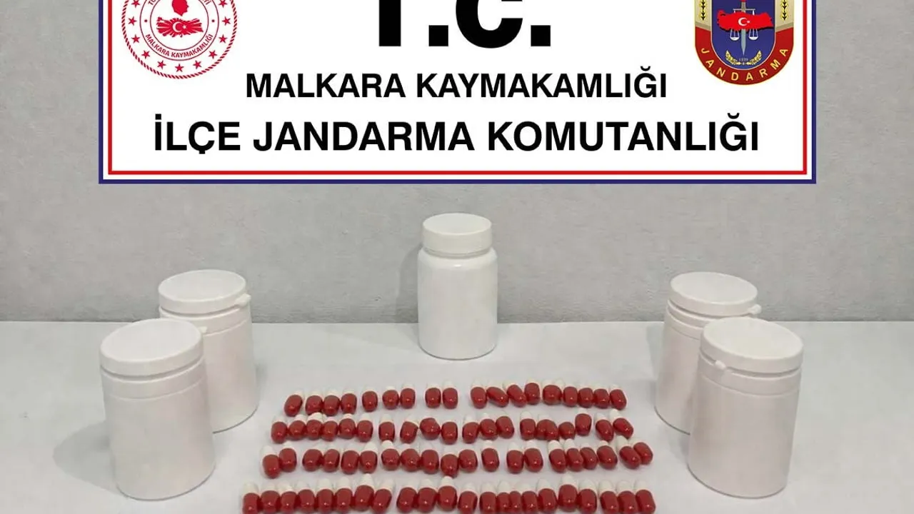 Malkara'da jandarma operasyonu: 97 Lyrica hap ele geçirildi