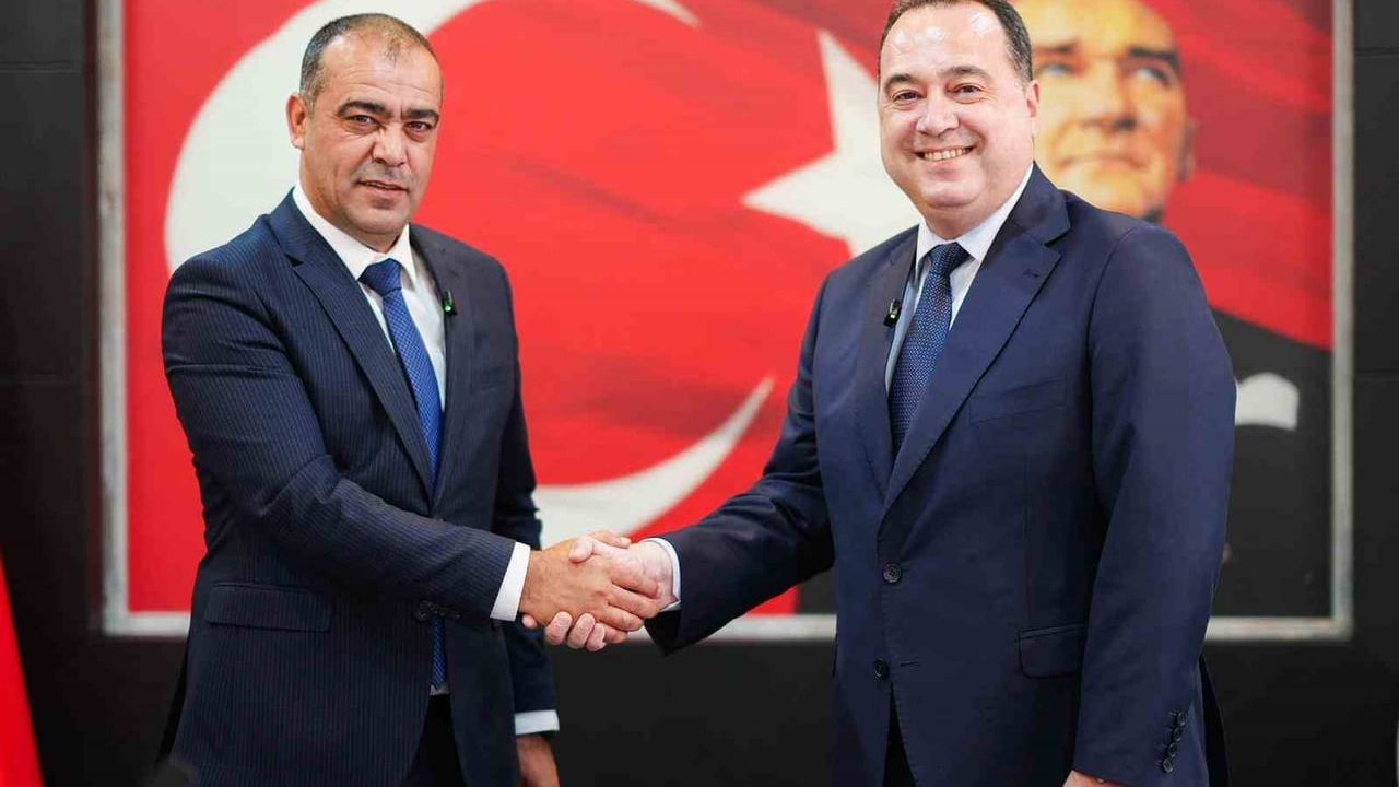 Manisa Büyükşehir'de kadrolu işçilerin en düşük maaşı 80 bin TL’ye yükseldi