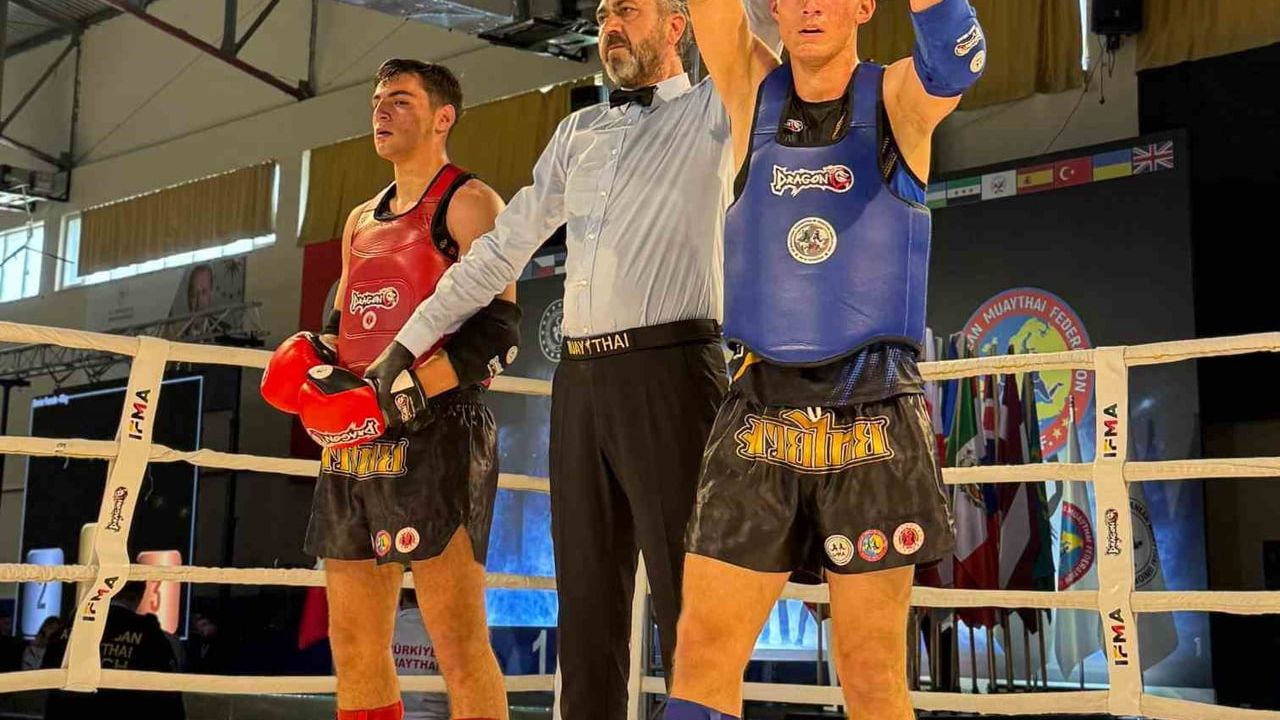 Manisalı Muaythai Sporcuları Antalya Avrupa Açık Kupası'nda Madalya Kazandı