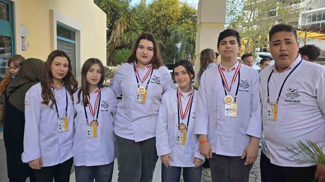 Marmarisli öğrenciler Gastro Erasmus 2026'da altın ve gümüş madalyalarla Türkiye'yi temsil etti