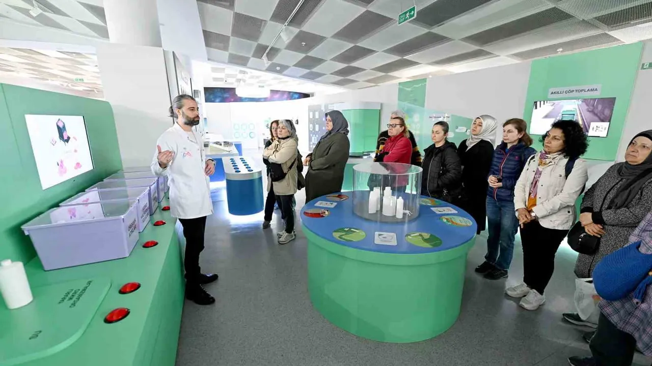 Mersin’de Sürdürülebilir Tekstil Projesi: Tekstil Atıkları Kadın Emeğiyle Geri Dönüşüyor