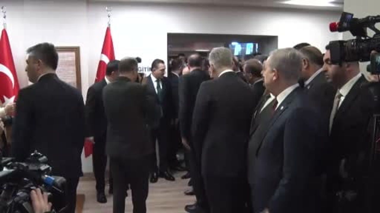 MHP Genel Başkanı Bahçeli, rejim değişikliği söylemini yineledi: 'İsrail’den başlamalı'