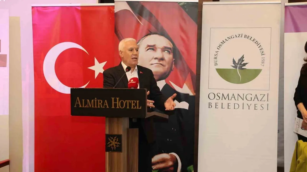 Osmangazi'de 'Bursa Kadın Çalıştayı: Şehirde Eşit Adımlar' yerel politika yol haritası sundu