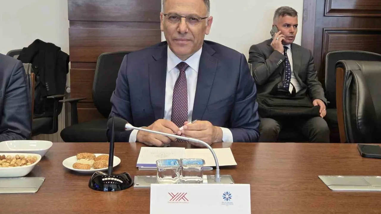 Prof. Dr. Ekrem Gürel, ÜNİDAP 8. Dönem Toplantısı'na Katıldı — Kırsal Kalkınmada Yapay Zekâ ve Dijitalleşme Öne Çıktı