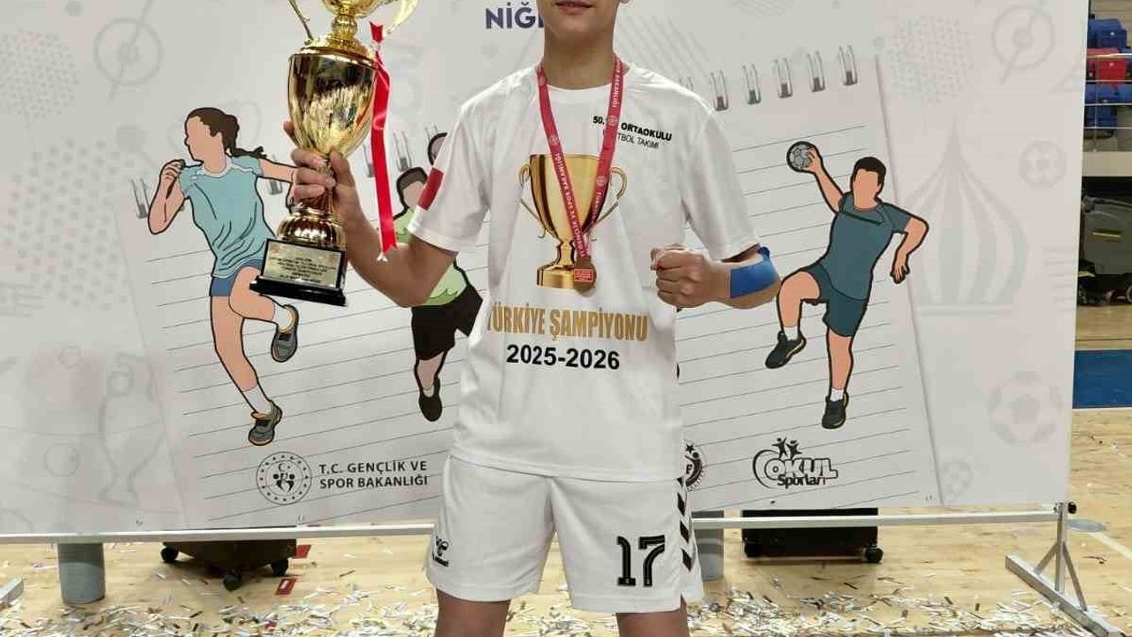 Salihli 50. Yıl Ortaokulu, Hentbol Yıldızlar Türkiye Şampiyonasında Namağlup Şampiyon