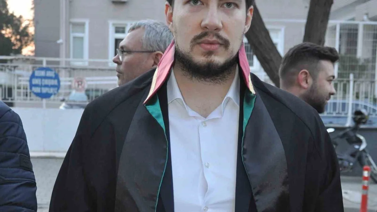 Salihli'de yetkili bayi iddiası: Ödemelerine rağmen ürünlerini teslim alamayan çok sayıda müşteri