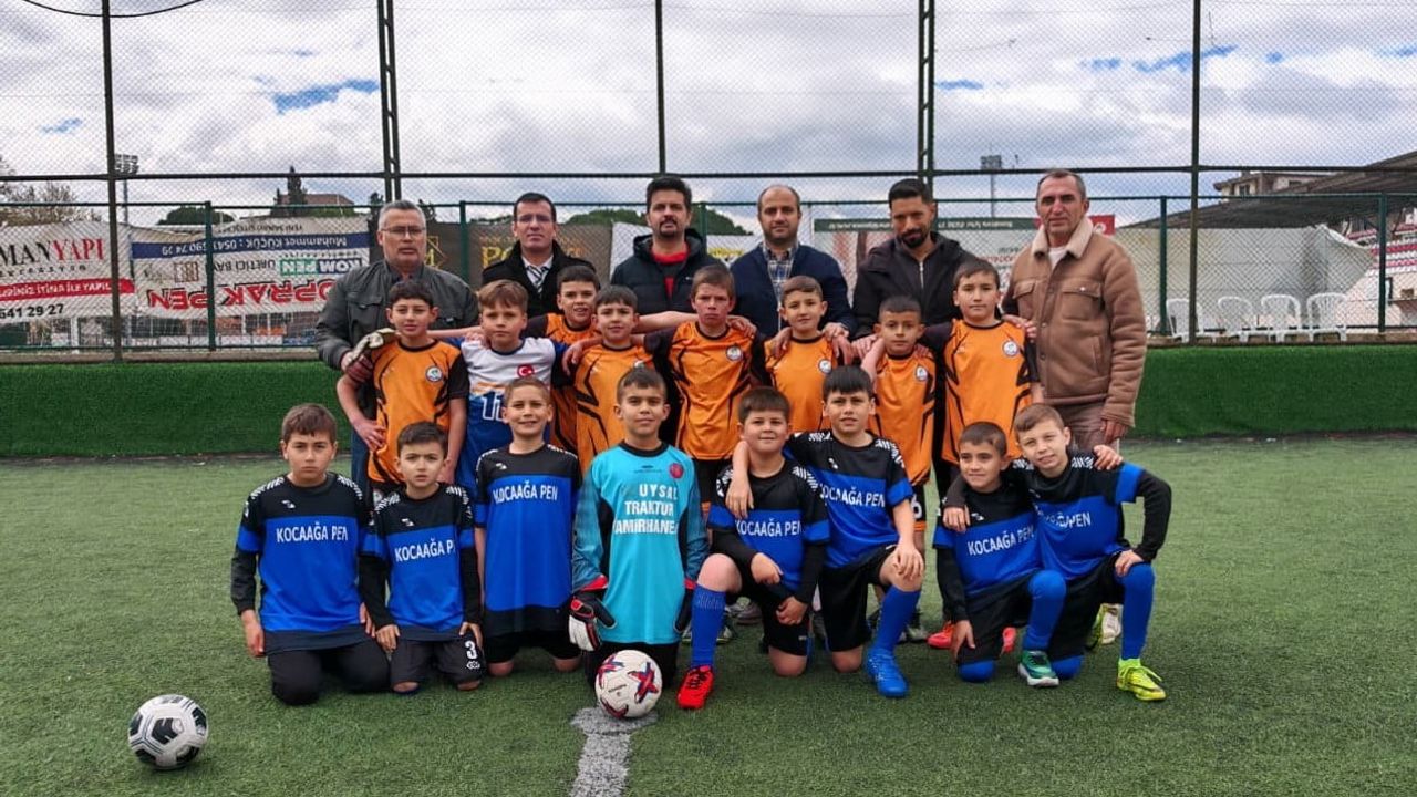 Sarıgöl'de 23 Nisan coşkusu okullar arası spor turnuvalarıyla başladı