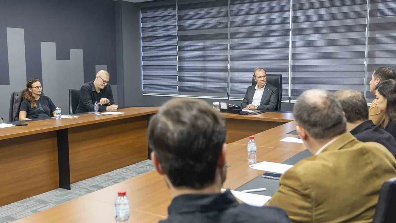 Seçer: Mersin sanatla büyüyen, enerjisi yüksek bir kent