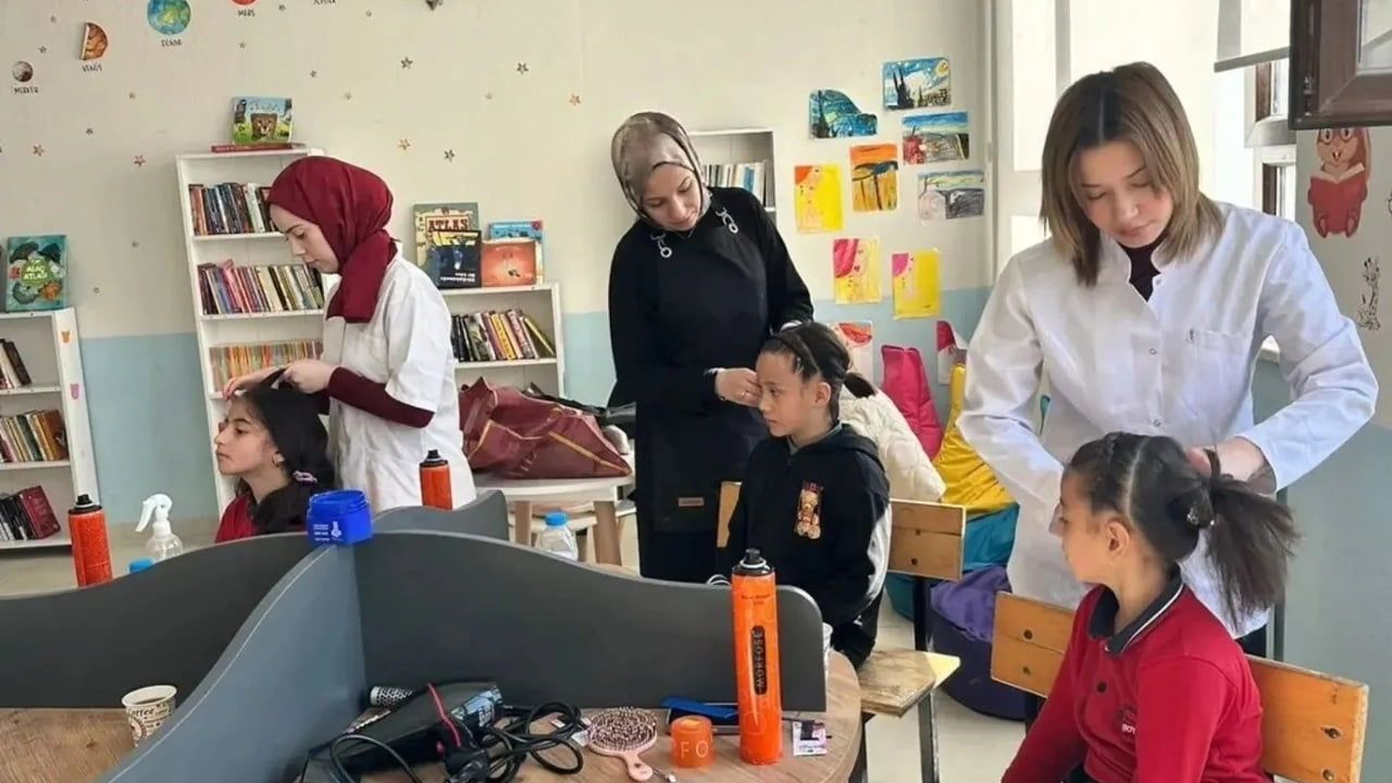 Sinop Boyabat'ta 'Bir Dokunuş Bin Mutluluk' Projesiyle Mesleki Eğitim Pratiğe Taşındı