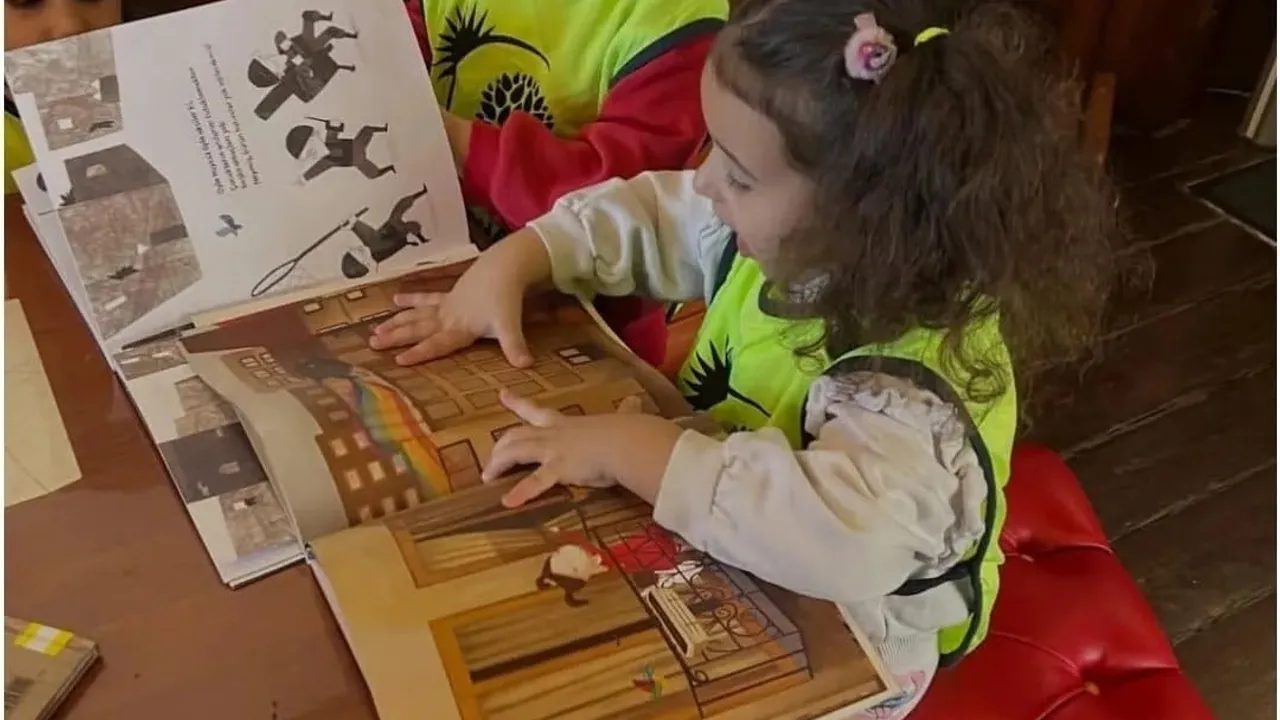 Sinop’ta anaokulu öğrencileri Dr. Rıza Nur İl Halk Kütüphanesi’ni ziyaret etti