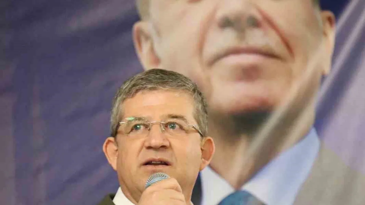 Subaşıoğlu'ndan CHP'li belediyelere çağrı: Pamukkale’ye kütüphane kazandırın