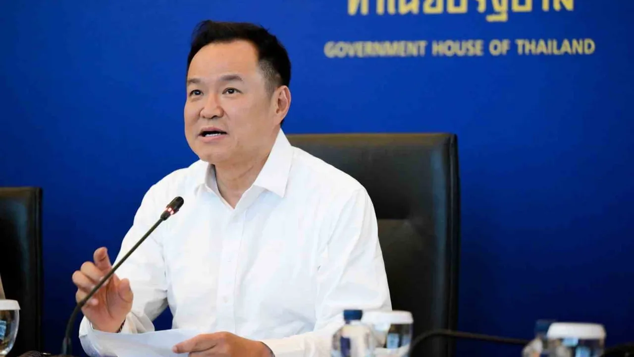 Tayland ile İran arasında anlaşma: Tayland bandıralı petrol tankerlerine Hürmüz Boğazı’ndan güvenli geçiş izni