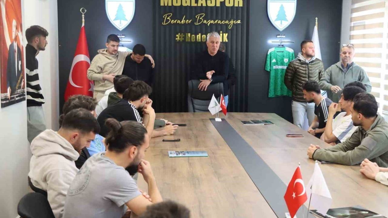 Teknik Direktör Besim Durmuş Muğlaspor'a Veda Etti — 3. Lig'den 2. Lig'e Taşıdı