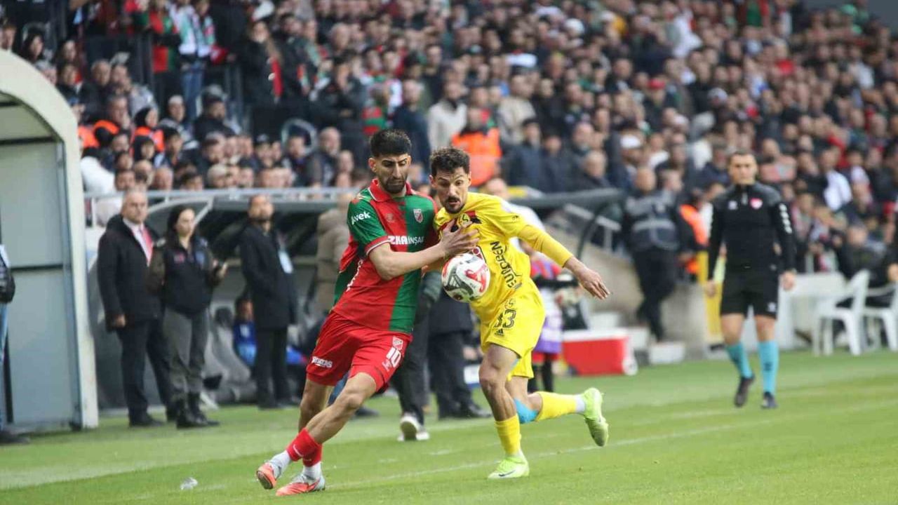 TFF 3. Lig 4. Grup: Karşıyaka 0-0 Eskişehirspor — 27. Hafta
