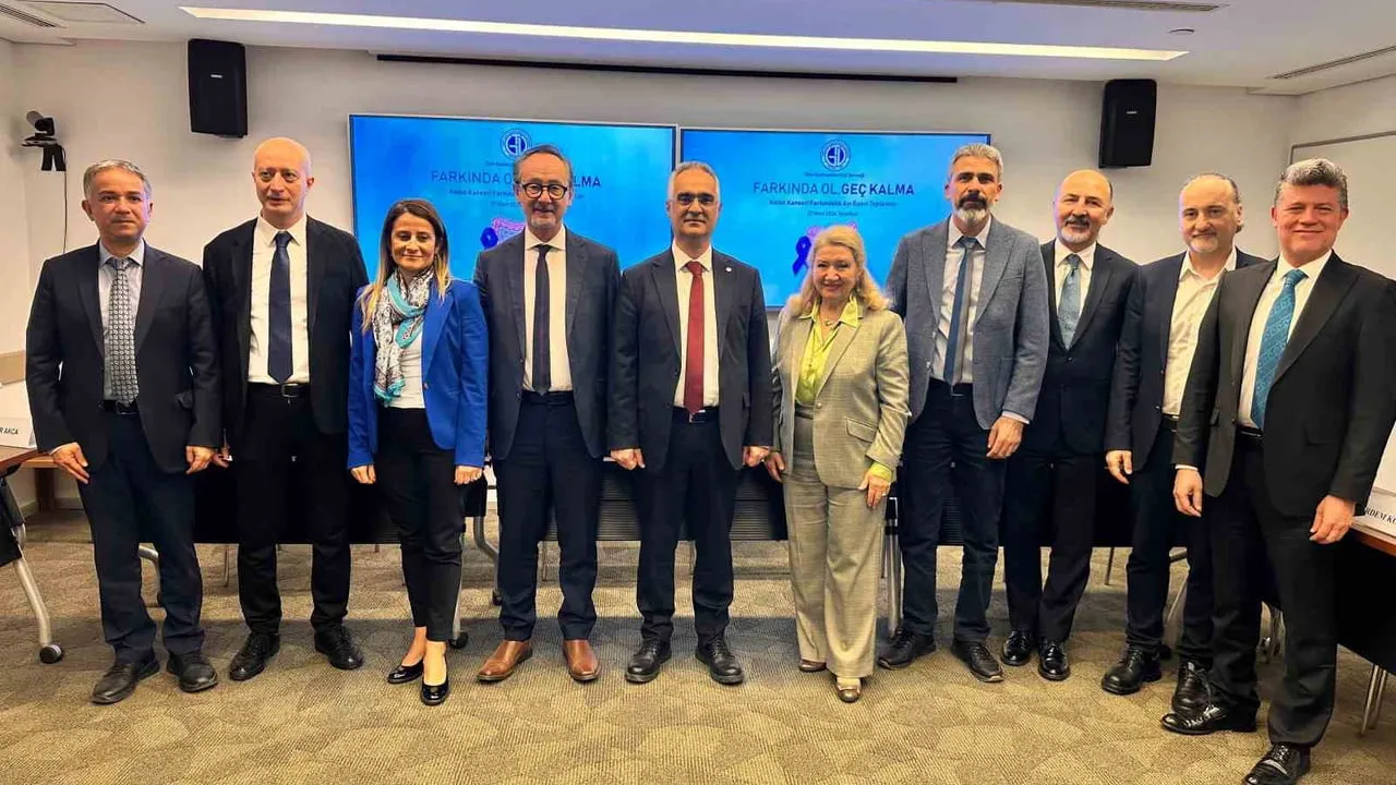 TGD'den çağrı: Gençlerde artan kolon kanserine karşı erken tarama testleri