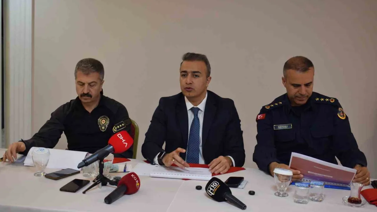 Vali Çiçek: Karaman huzurlu bir kent; ilk 3 ayda suçların aydınlatma oranı yüzde 99.3