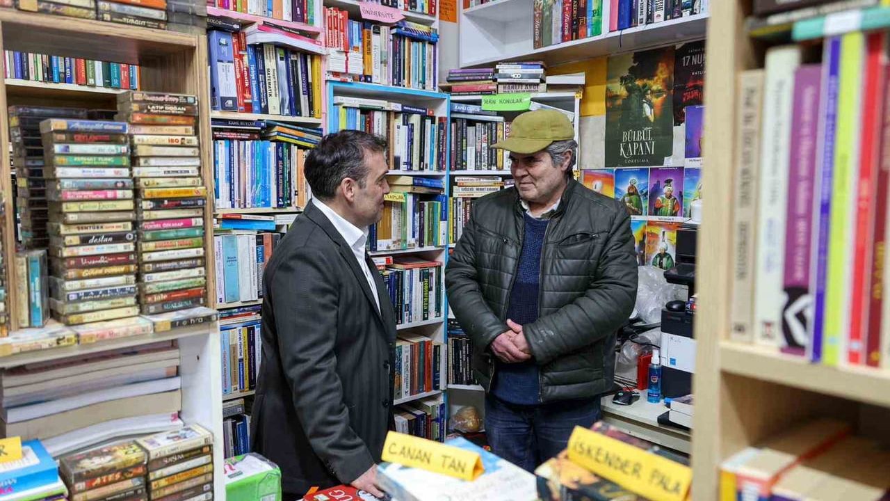 Vali Faik Oktay Sözer, Bilecik çarşı esnafını ziyaret etti ve taleplerini dinledi