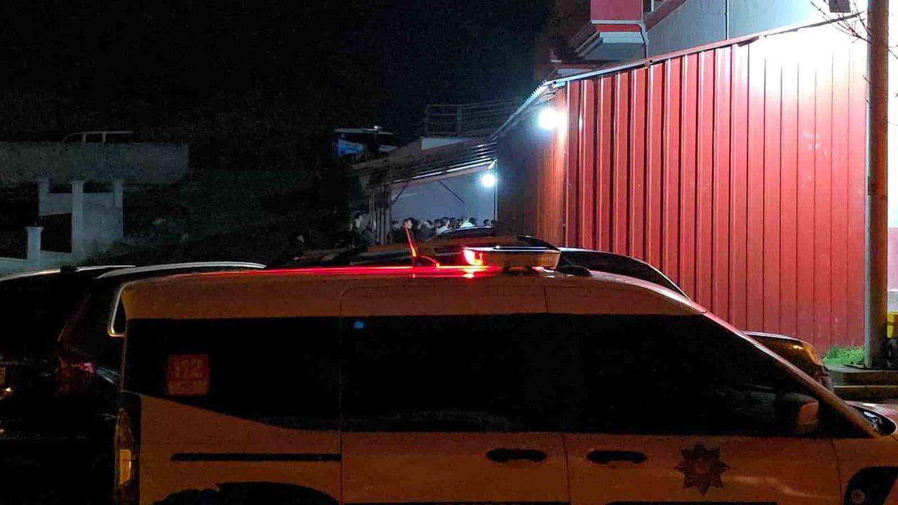 Vezirköprü'de merdiven boşluğunda çıkan yangın: 25 öğrenci tahliye edildi