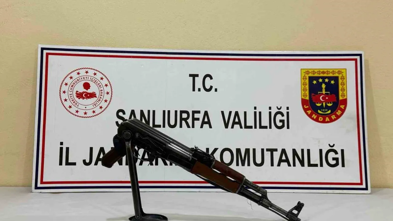 Viranşehir'de jandarma operasyonunda uzun namlulu piyade tüfeği ele geçirildi