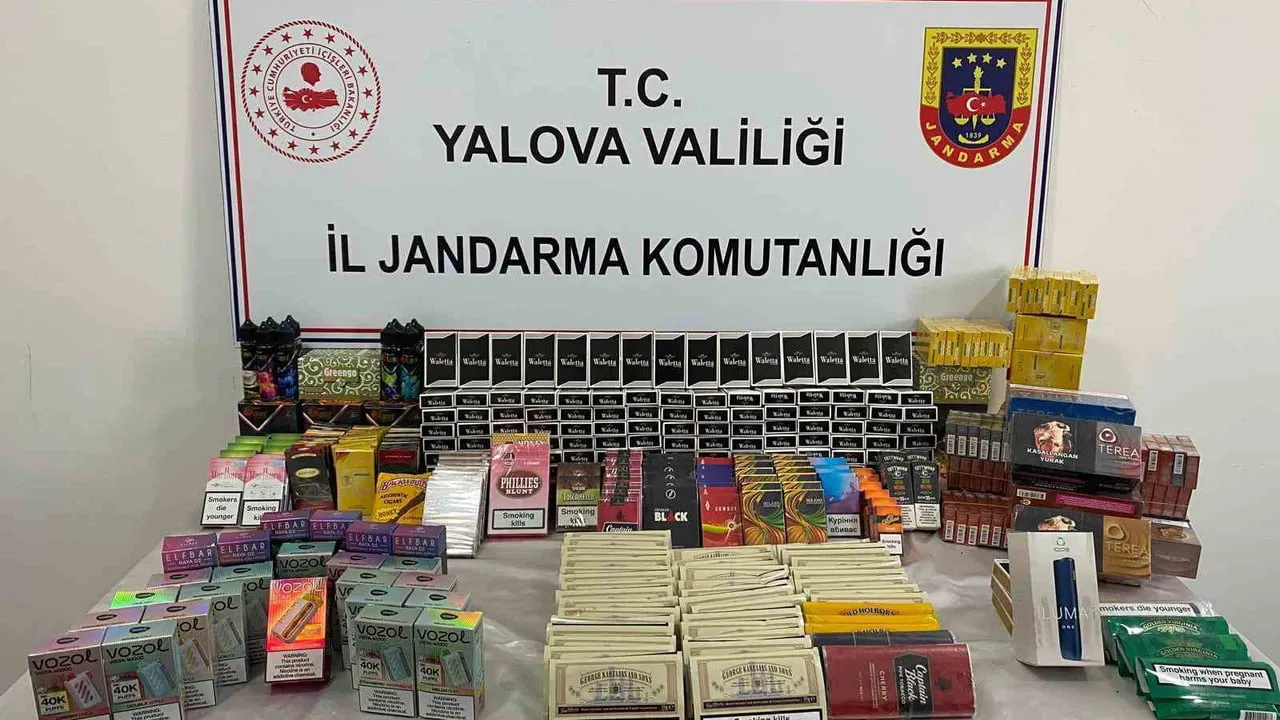 Yalova'da jandarma operasyonunda çok sayıda bandrolsüz tütün ürünü ele geçirildi