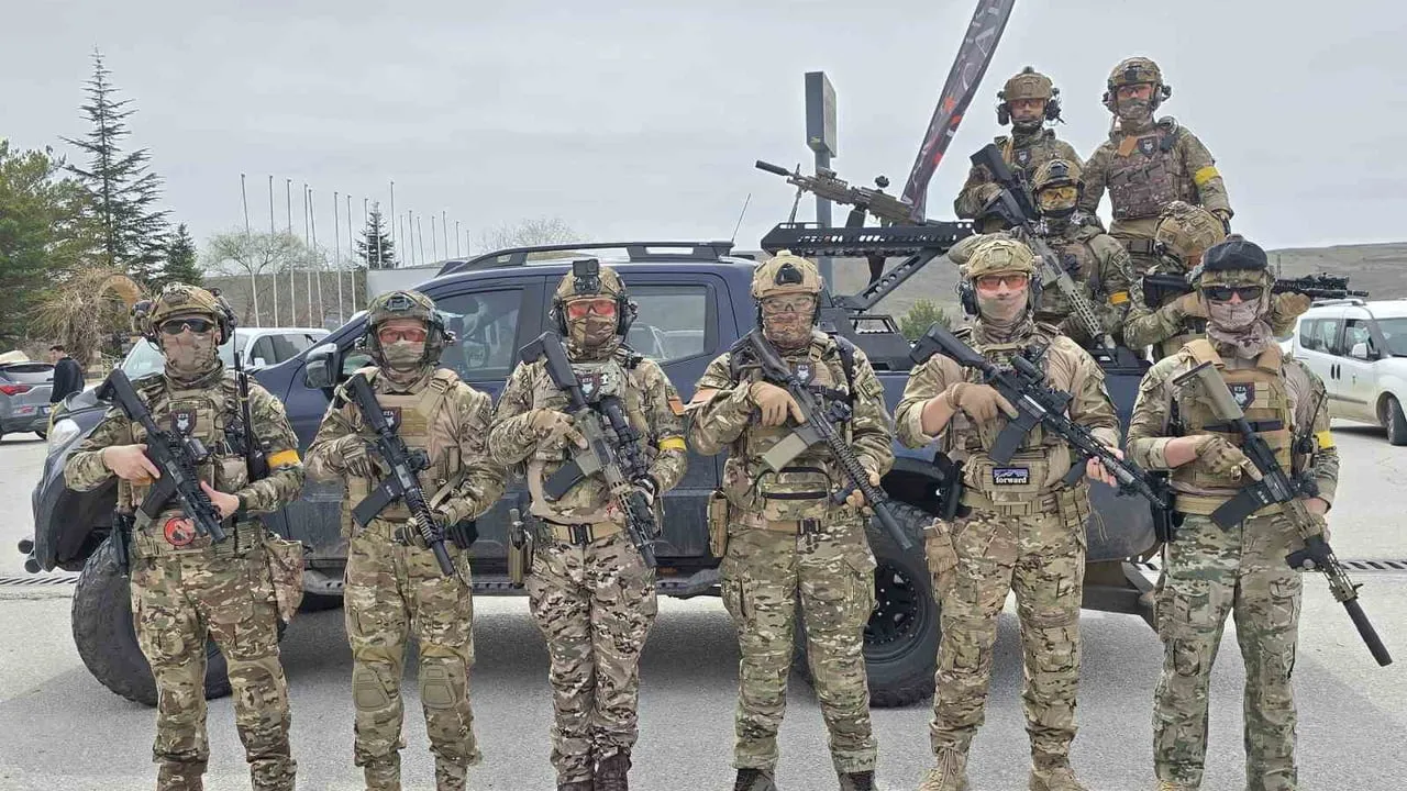 Yozgat’ta 120’den Fazla Oyuncunun Katıldığı Airsoft Etkinliği Eski Fabrika Yerleşkesinde Gerçekleştirildi