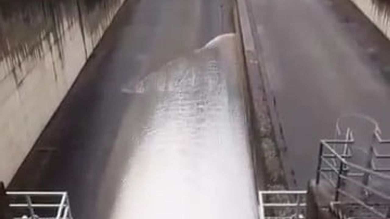 Yuvacık Barajı doluluk oranı yüzde 93'e yükseldi, kapaklar açıldı