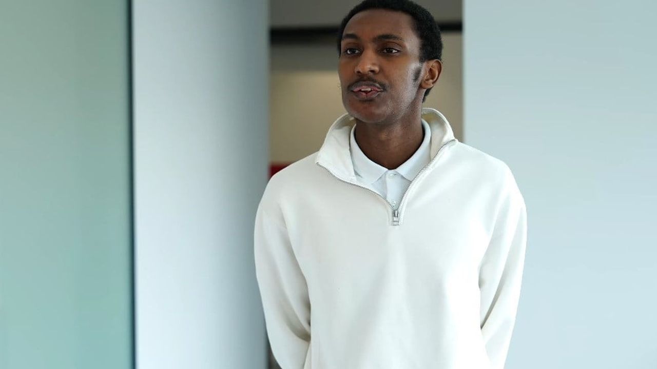 10 saatlik operasyonla bacak kemiğinden yeni çene: Nijeryalı hasta yaşamına döndü