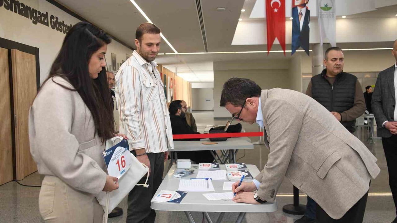 18. Uluslararası Osmangazi Tarihi Kent Koşusu'na 1.418 Sporcu Kayıt Oldu