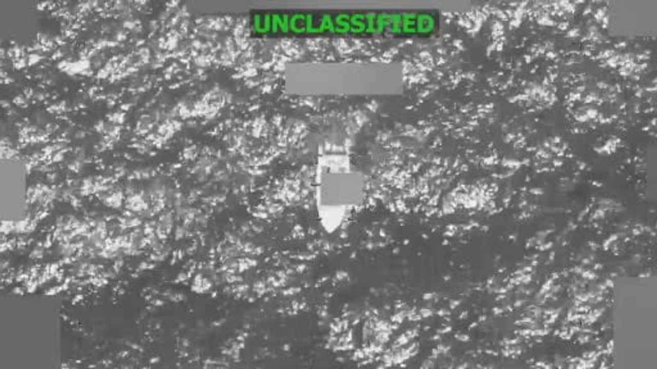 ABD, Doğu Pasifik’te Uyuşturucu Taşıdığı Tespit Edilen Tekneye Saldırı Düzenledi: 4 Ölü